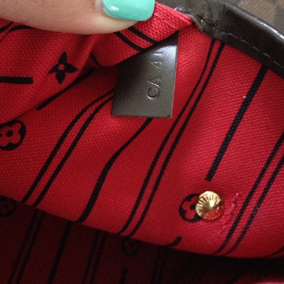 Louis Vuitton MM Neverfull - Picture 4 of 8