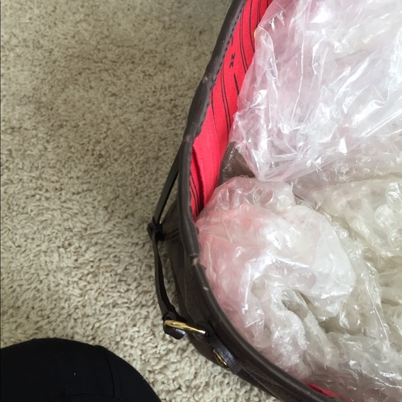 Louis Vuitton MM Neverfull - Picture 8 of 8