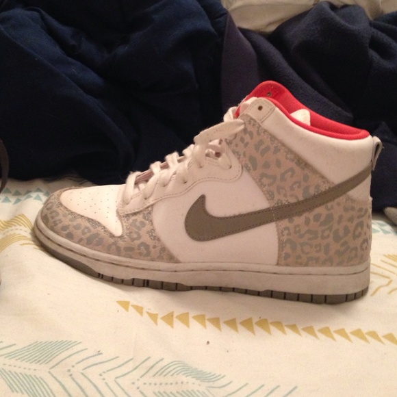 nikes on sale - Picture 1 of 4