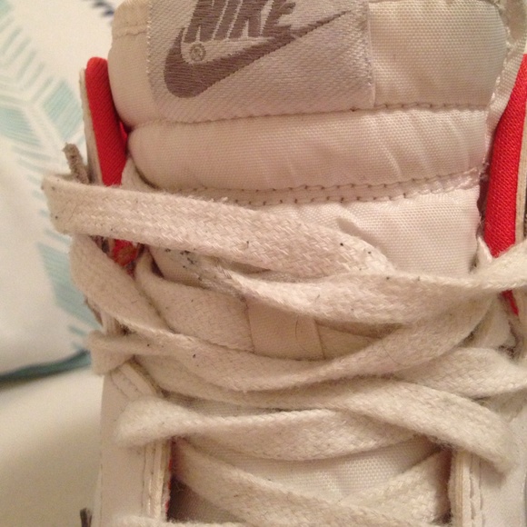 nikes on sale - Picture 4 of 4