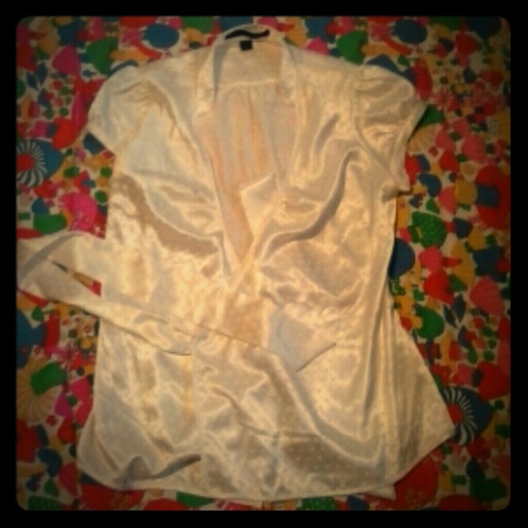 Polyester shirt with tie straps - Picture 1 of 3