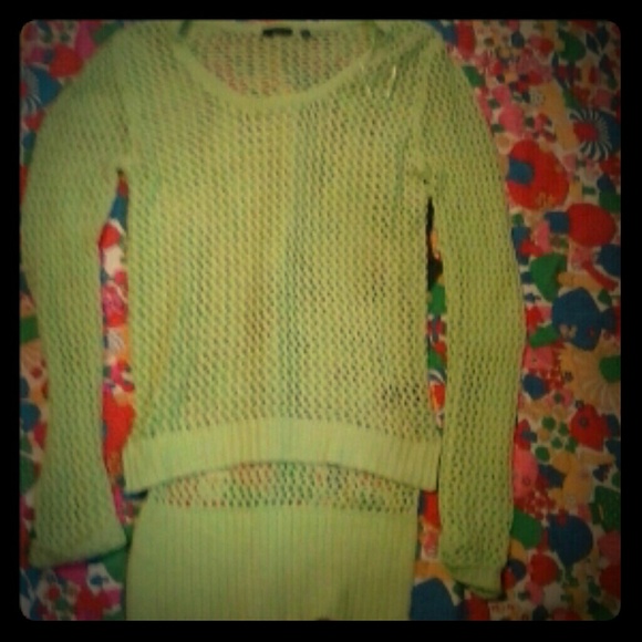 Neon green fish net shirt - Picture 1 of 3