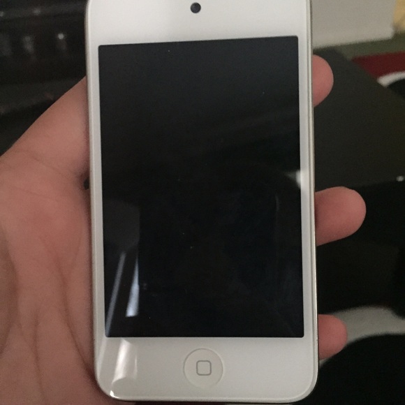 ❌sold on other site ❌iPod touch