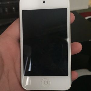 ❌sold on other site ❌iPod touch