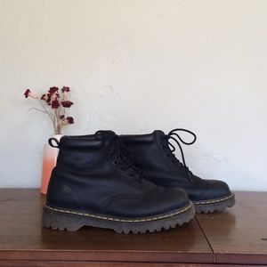 Dr. Martens black natural leather