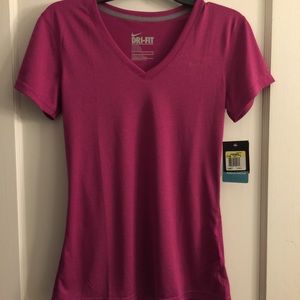 Nike NWT Dri-Fit V-Neck Shirt Bright Magenta SMALL