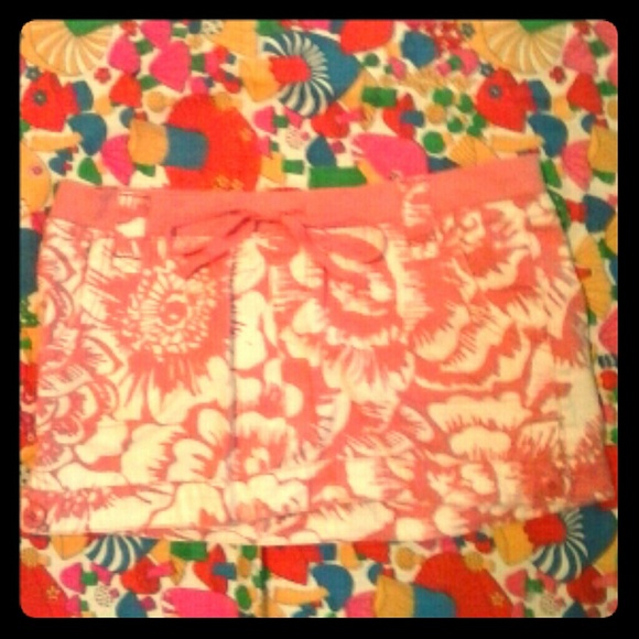 Floral pattern skirt - Picture 1 of 3