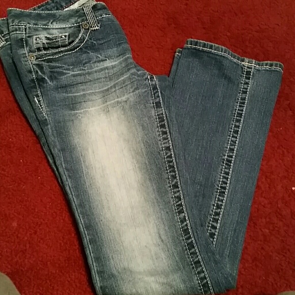 Jeans - Picture 3 of 3