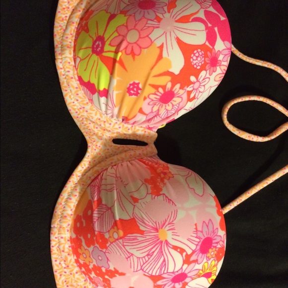 Victors Secret Swimsuit - Picture 2 of 4