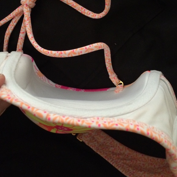 Victors Secret Swimsuit - Picture 4 of 4