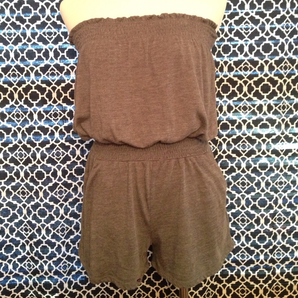 Gray Romper! - Picture 2 of 4