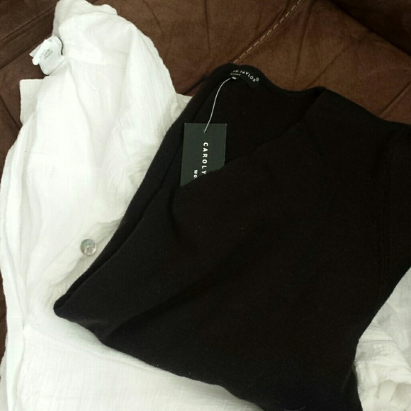 **Bundle**  Sweater & Cover up for @danamburke64