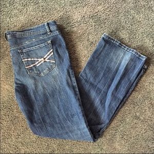 Aeropostale Chelsea boot cut jeans (short)