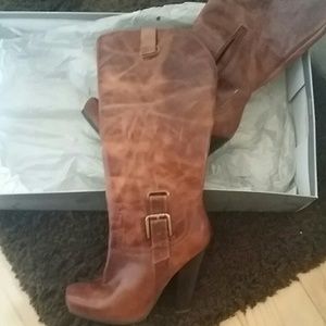 J. SIMPSON BEAUTIFUL LEATHER BOOTS