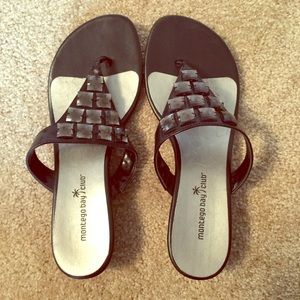 Size 9 1/2 sandal thongs with jeweled design