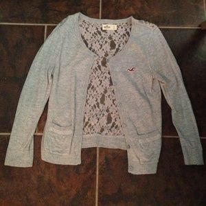 Quarter sleeve grey cardigan