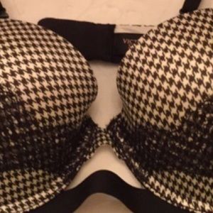 Victoria's Secret Bra. Used