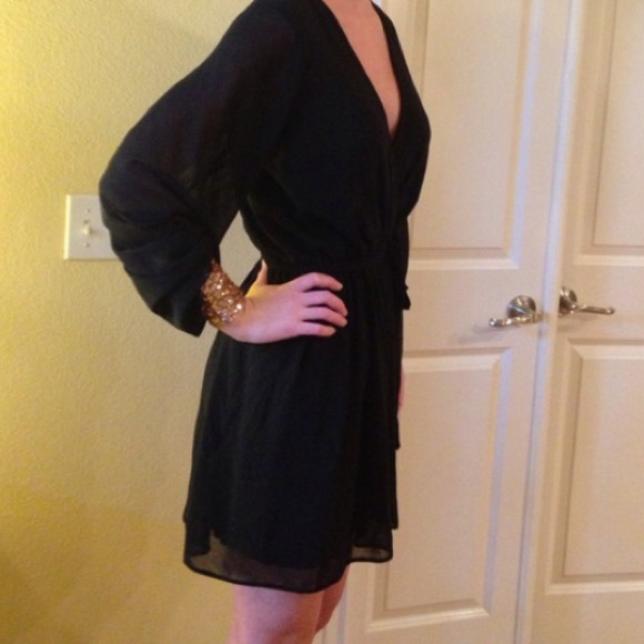 LBD - Picture 2 of 4
