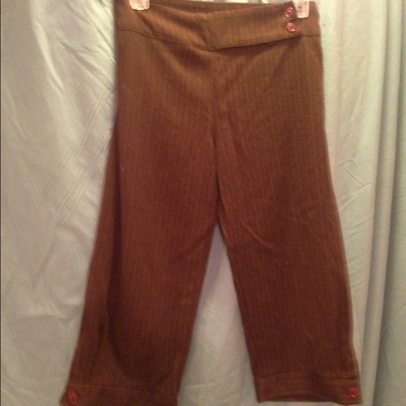 Cute 3/4 pants