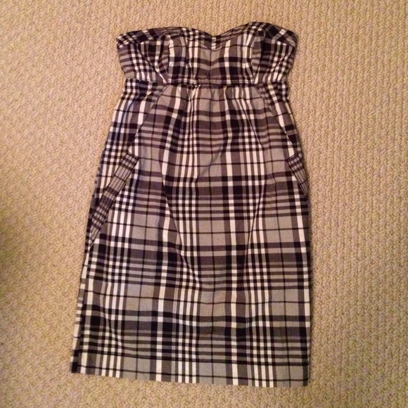 Strapless dress