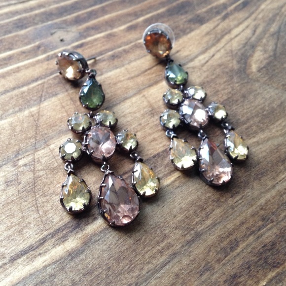 STELLA & DOT earrings