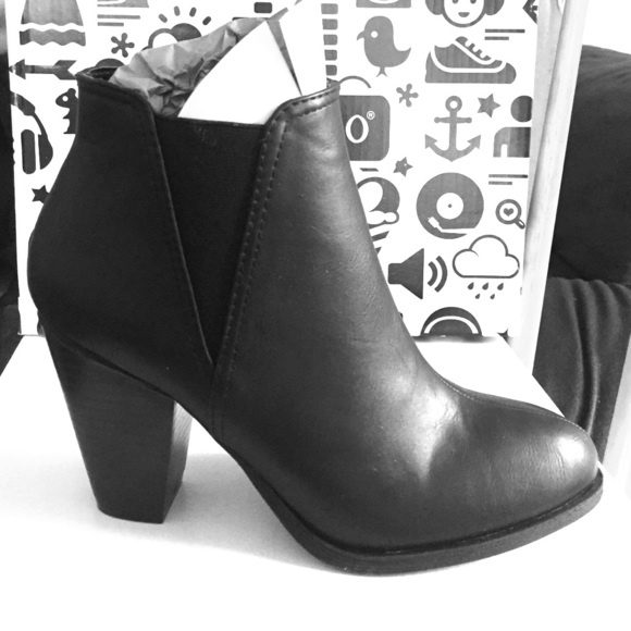 Black Ankle boots