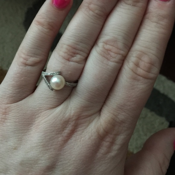Diamond and pearl ring, great for Mother's Day!