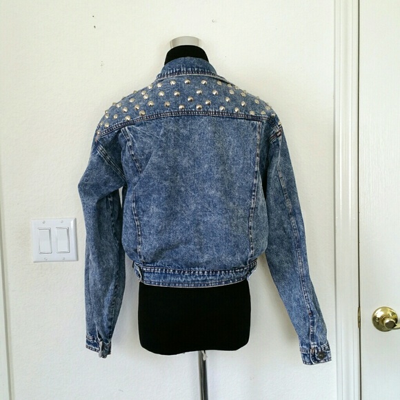 SOLD - Picture 3 of 4