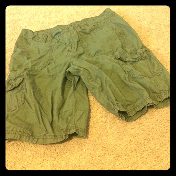 Short pants