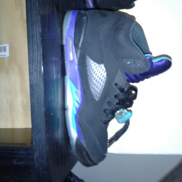 Black Grape 5's - Picture 4 of 4