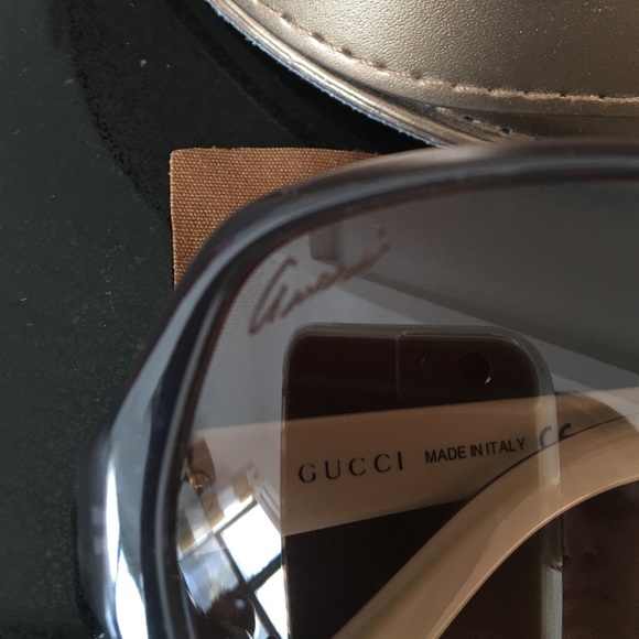 🎈Brand new Gucci grey sunglasses 😎 - Picture 5 of 8