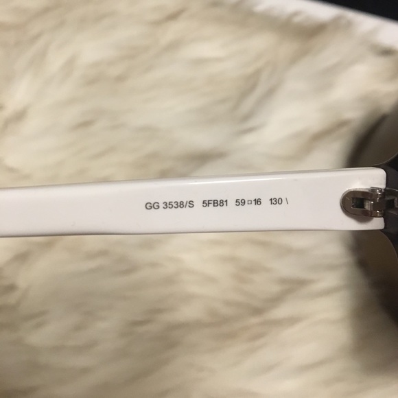 🎈Brand new Gucci grey sunglasses 😎 - Picture 3 of 8