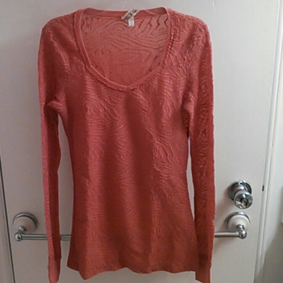 Bke pink long sleeve top