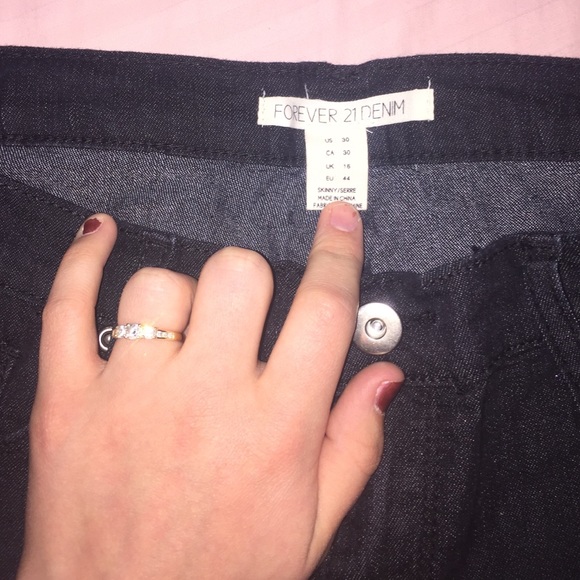 Forever 21 skinny Black Denim Jeans