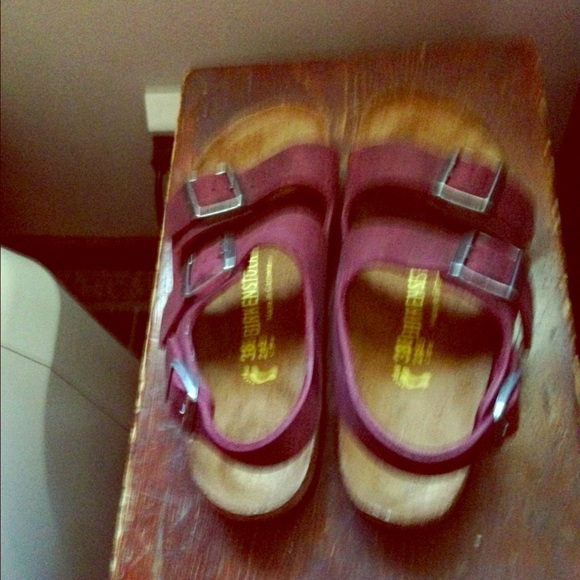 Birkenstock Burgundy size 38 not worn much!