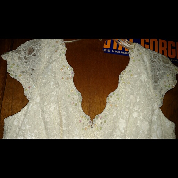 **SOLD ON ANOTHER SITE*** - Picture 3 of 4