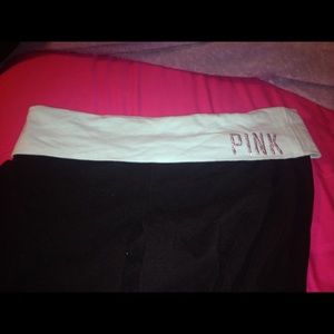 Victoria's Secret pink cropped leggings