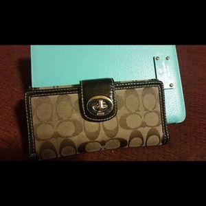 Authentic Coach Signature Wallet