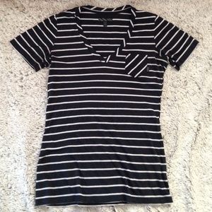 Vans V neck Tee