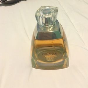Vera Wang by Vera Wang for women. Eau De Parfum
