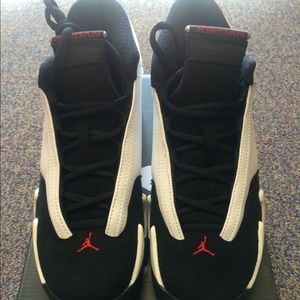 Air Jordan Black Toe 14 7y
