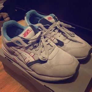 Asics gel saga