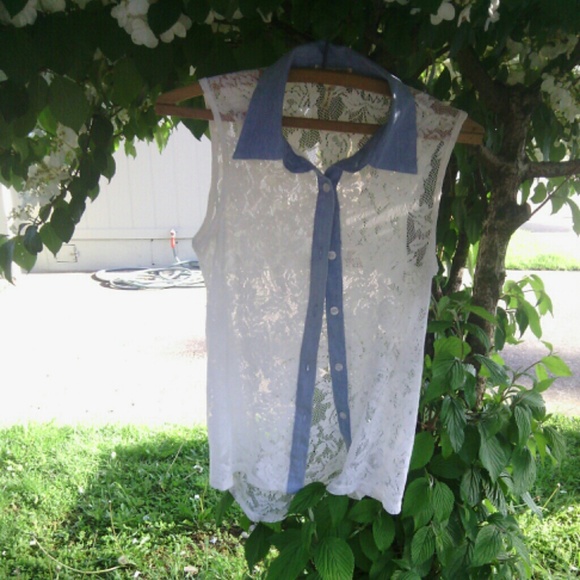 Kirra Lace Button up Sleeveless Shirt