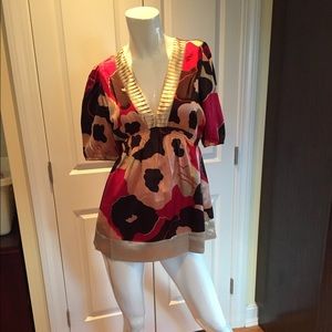 Bcbg dress shirt top sz m, s, new with tags Nwt