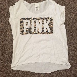 Vs pink tee