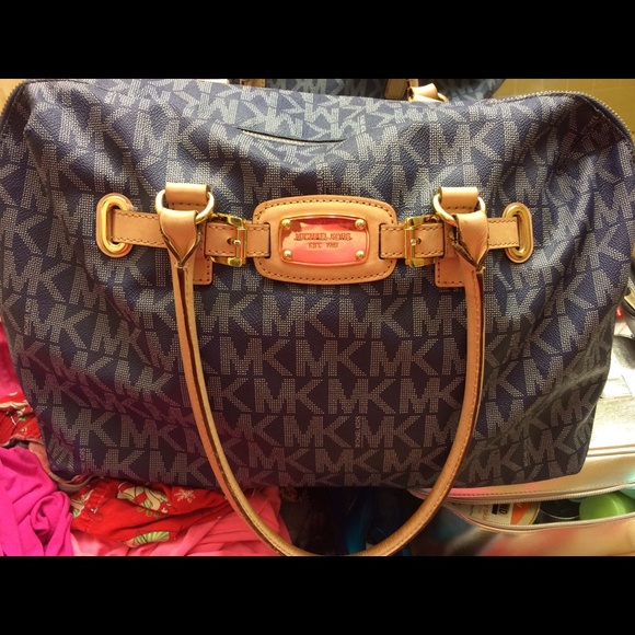 Navy Michael Kors Xl handbag