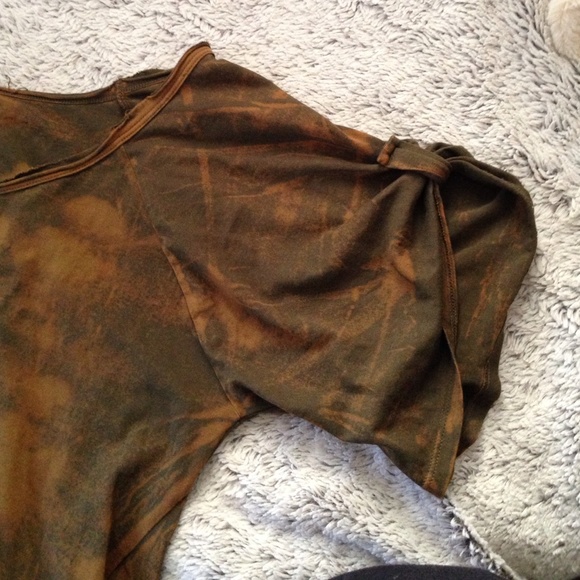 Flow Top - Picture 4 of 4