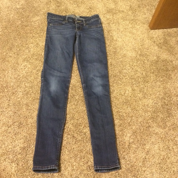 Hollister skinny jeans