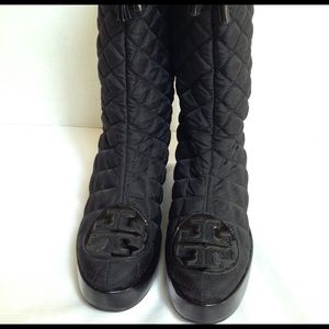 Tory Burch quilted Gigi 2 boots. Size 8