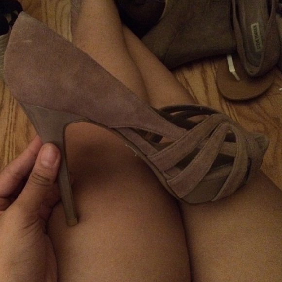 Steve Madden peep toe pumps - Picture 1 of 4